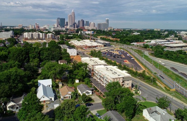 5 bedroom, East 18th Street