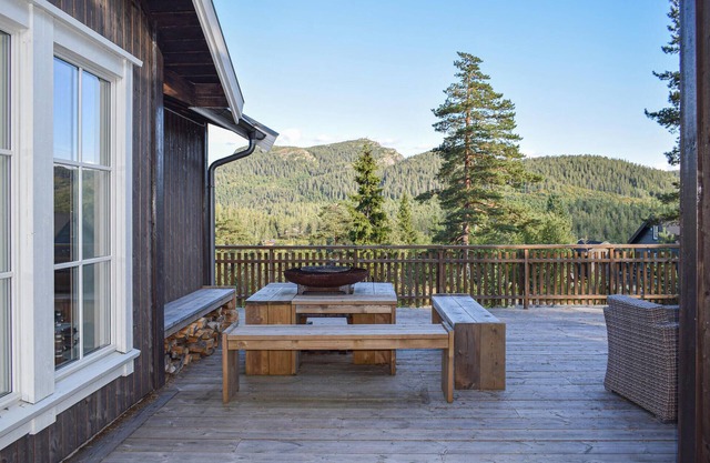 5 bedroom stunning home in Skollenborg
