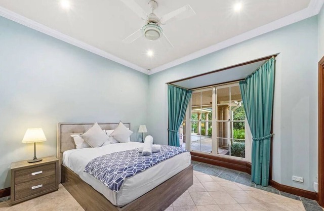 5 Beds Villa with Pool&Pond | Dural Masterpiece