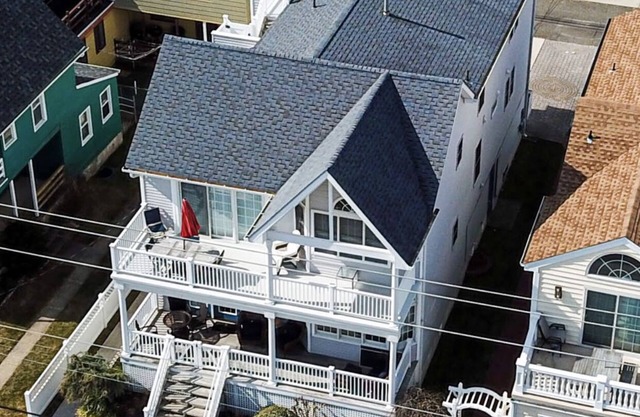 5⭐️ “BEST TIME OF the YEAR AVAILABLE!” OCT 26-NOV 24! 1 BLOCK TO BEACH! GOLDCST