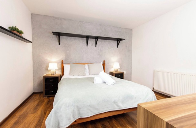 5 Guests - 2-Bed House - Bbq - Free Parking