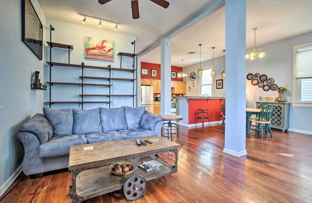 5 Mi to Bourbon Street: Central NOLA Home