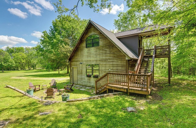 5 Mi to Dtwn: Serene Couple's Retreat in Franklin!