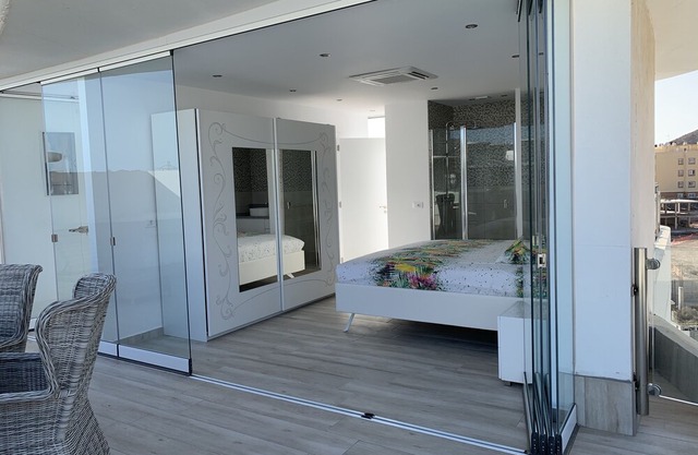 5 * PENTHOUSE LAS OLAS, 3 Bedrooms, WiFi, A / C