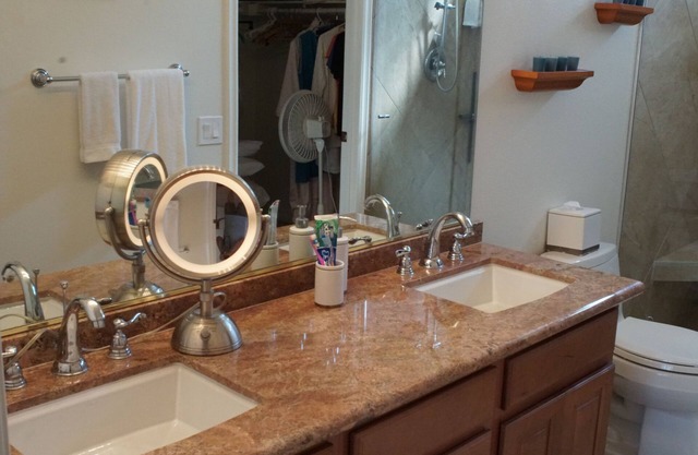 5 STAR ACCOMIDATIONS AT A 2 STAR PRICEnDISCOUNT 1000 ON 2 MONTH RENTALS