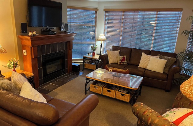 5 Star Ski-in Ski- out Kid friendly Condo in the Best Slopeside Location