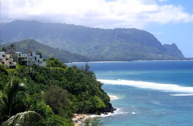 5 Stars Oceanfront Puu Poa Air Condition Unit in Northshore Princeville Kauai