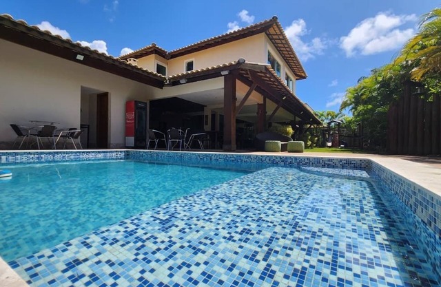 5 suites in Guarajuba (Cond. Paraíso do Mar) with complete facilities for children