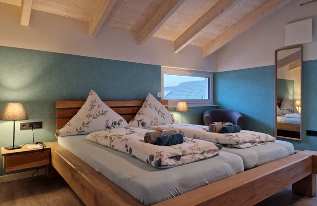 5* vacation home with sauna for up to 5 people directly at the Reinhardswald Nature Park