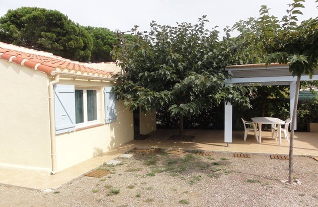 500 METERS FROM THE SANDY BEACH ST MARIE FROM THE SEA MAISON HOLIDAY WITH TERRACE .