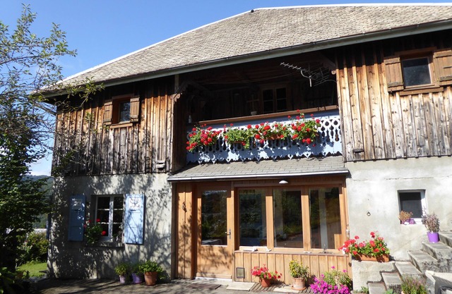 54 m2 apartment in renovated farmhouse