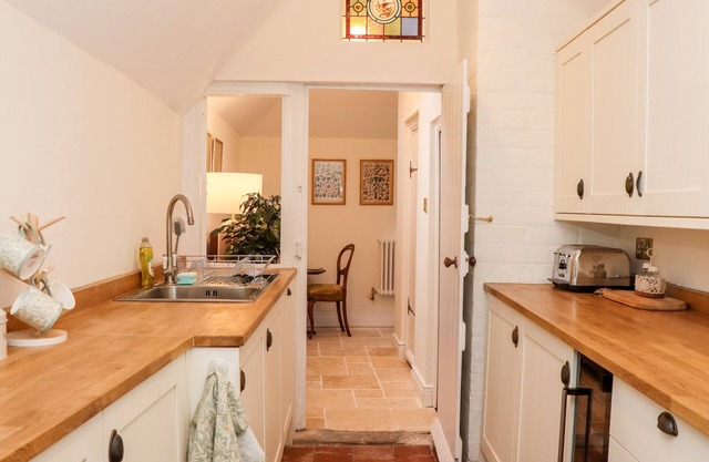 55 CHURCH STREET, romantic, luxury holiday cottage in Tewkesbury