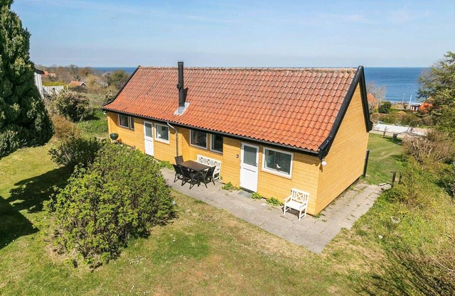 5562 Svaneke - Bølsbakke 11