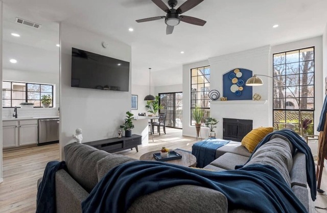 5BR Bonnie Home Steps from It All!