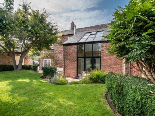 6 Bed in Richmond 6mls 52779