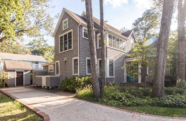 6 Bedroom/4.5 Bath - Pool - 4 Block To Beach - The Pines