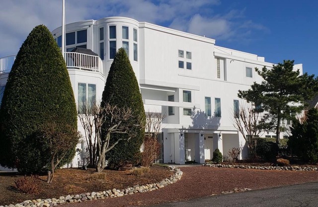 6 bedroom accommodation in Barnegat Light