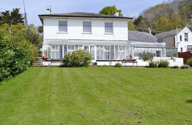 6 bedroom accommodation in Uplyme, near Lyme Regis