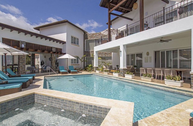 6 bedroom luxury villa in superb Puerto Plata!