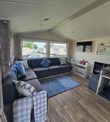 6 Birth Caravan Quay West Sea Views