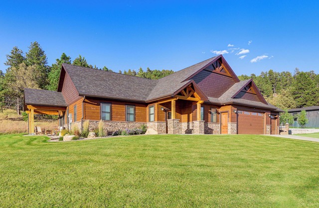 6 Mi to Main St: Home w/Private Patio in Sturgis