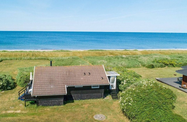 6 person holiday home in Sjællands Odde-By Traum