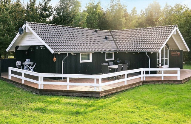 6 person holiday home in Højslev-By Traum