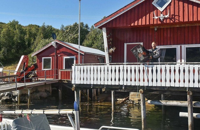 6 person holiday home in Oksvoll