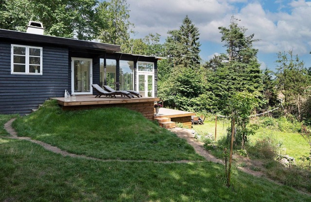 6 person holiday home in Melby-By Traum