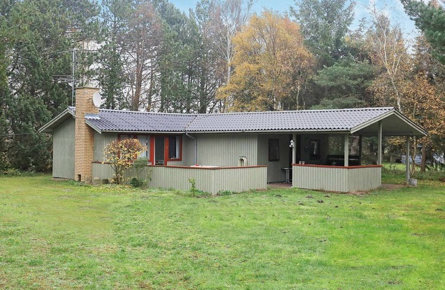 6 person holiday home in Rødby