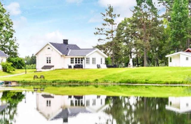 6 person holiday home in ÅSBRO-By Traum