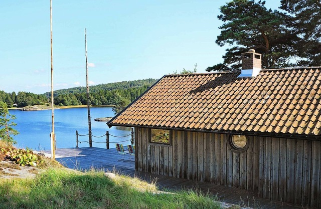 6 person holiday home in HENÅN