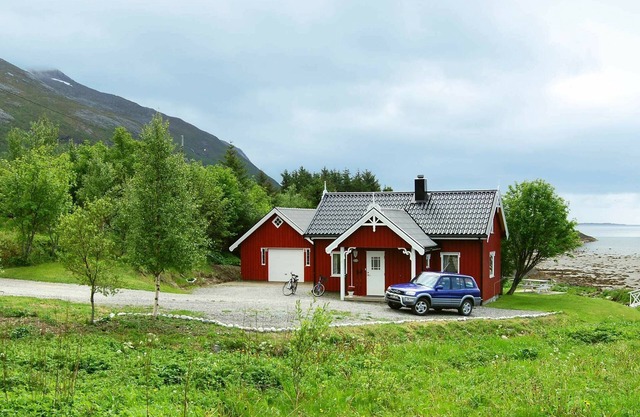 6 person holiday home in Vevelstad-By Traum