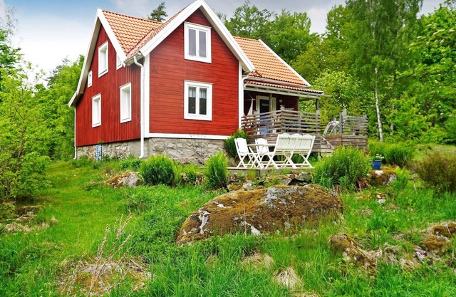 6 person holiday home in HALLABRO