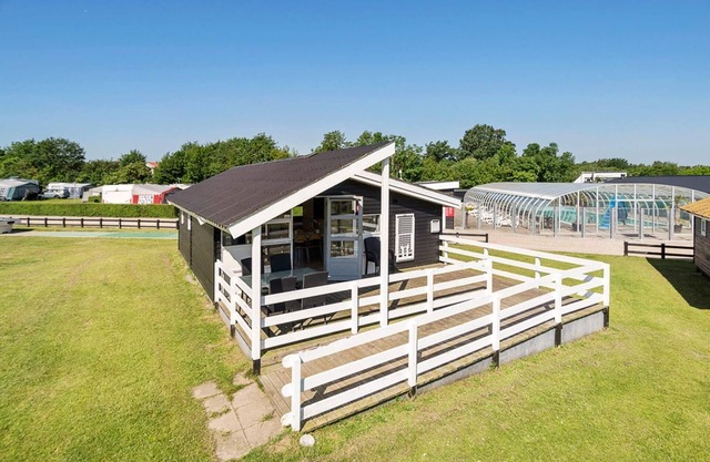 6 person holiday park home in Holbæk