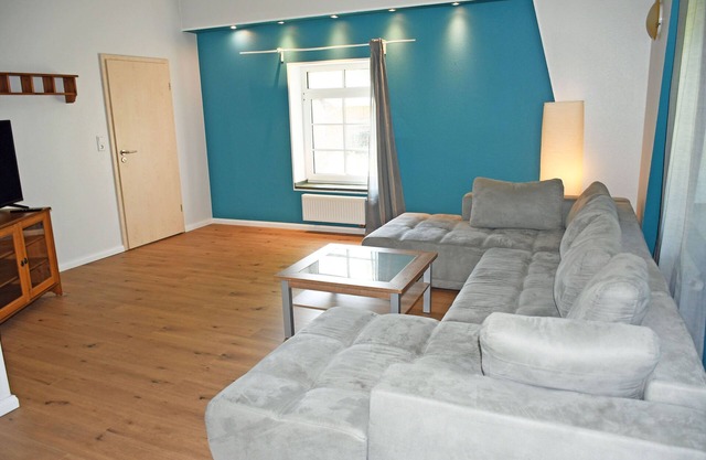 6-room vacation apartment Sassnitz with beautiful park view - Holiday apartments on Rügen