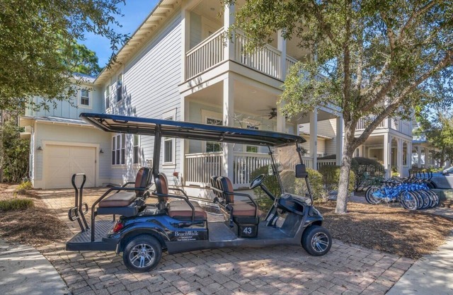 6-Seater Golf Cart & 7 Adult Bikes! Near 2 Pools! Hurry, Book Today! ~ Virginia