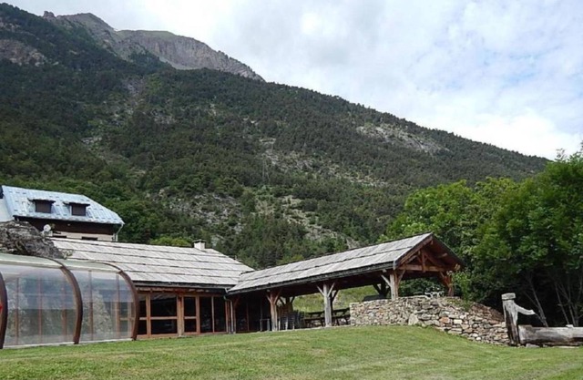 60 m² Apartment ∙ 3 bedrooms ∙ 6 guests