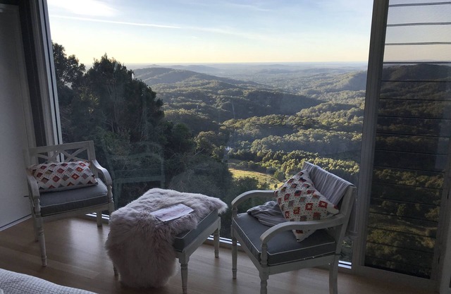 629 Balmoral Ridge - secluded hideaway with spectacular views