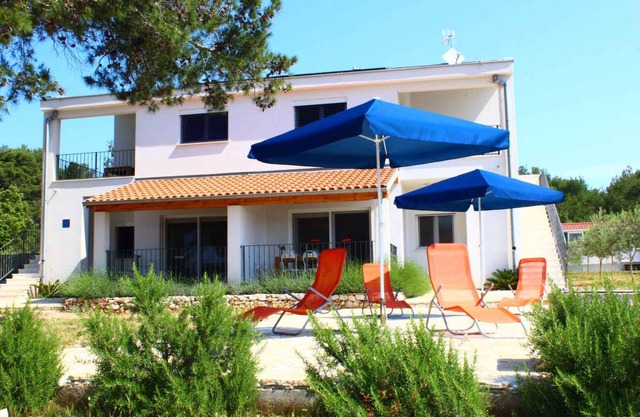 64 m² Apartment ∙ 2 bedrooms ∙ 4 guests