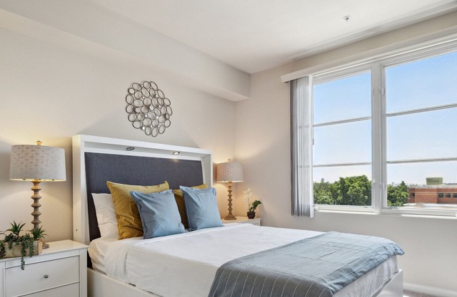 641723 1-BR Suite near NASA JPL/Pasadena Playhouse