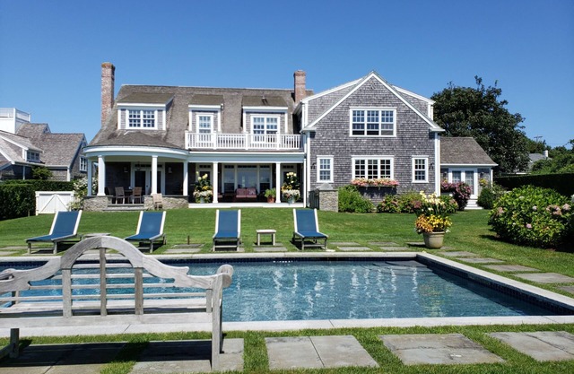 6BR family home in the heart of Sconset with heated pool and guest house