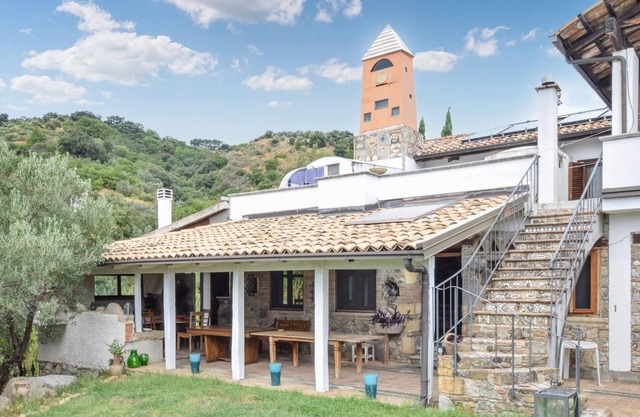 7 bedroom amazing home in Petrizzi
