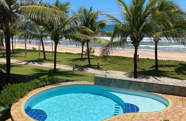 7-bedroom house on the edge of Guarajuba Beach - 6 suites