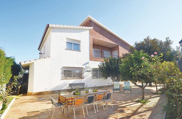 7 bedroom lovely home in Santa Susanna