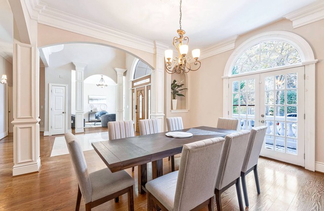 7 BEDROOMS - BUCKHEAD "HAVEN MANSION"