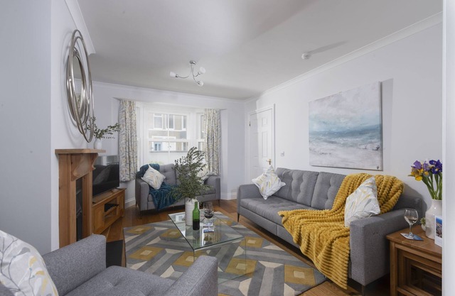 7 Wheal Ayr - a house that sleeps 6 guests in 3 bedrooms