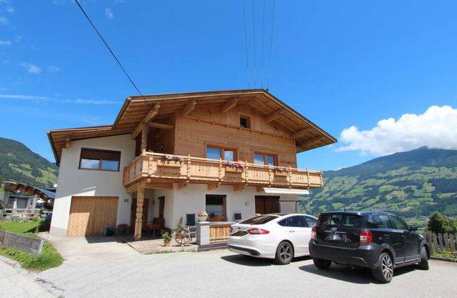 70 m² Apartment ∙ 2 bedrooms ∙ 4 guests