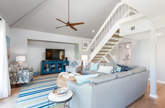721 Spinnaker Beach House
