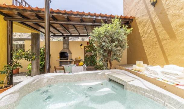 75 m² House ∙ 1 bedroom ∙ 2 guests